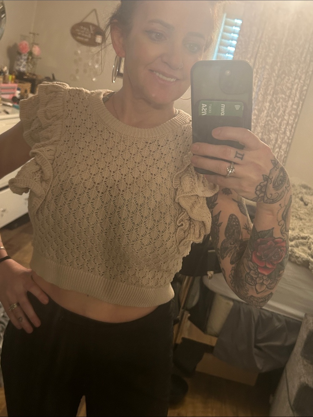 LFD Ruffled Cream Knit Top small - Picture 9 of 9
